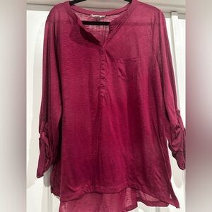 Derek Heart Women's Burgundy Blouse​